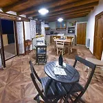 לינה וארוחת בוקר Parco Dei Templi 4*